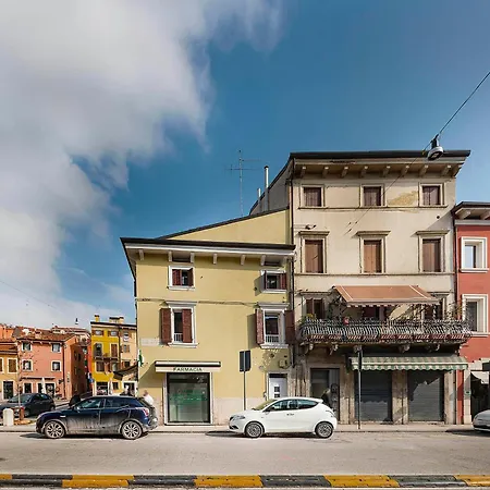 Italianflat - *