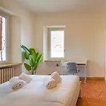 Italianflat - *