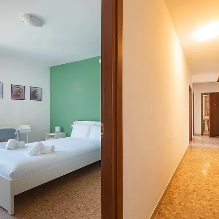 Gasthof Italianflat - *