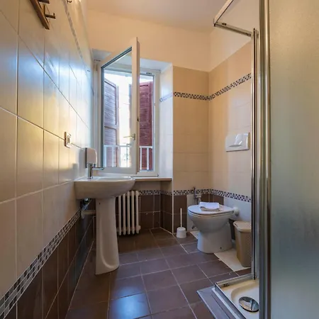 Gasthof Italianflat - *